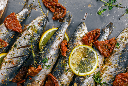Sardines: introductie, voordelen en manieren van consumptie